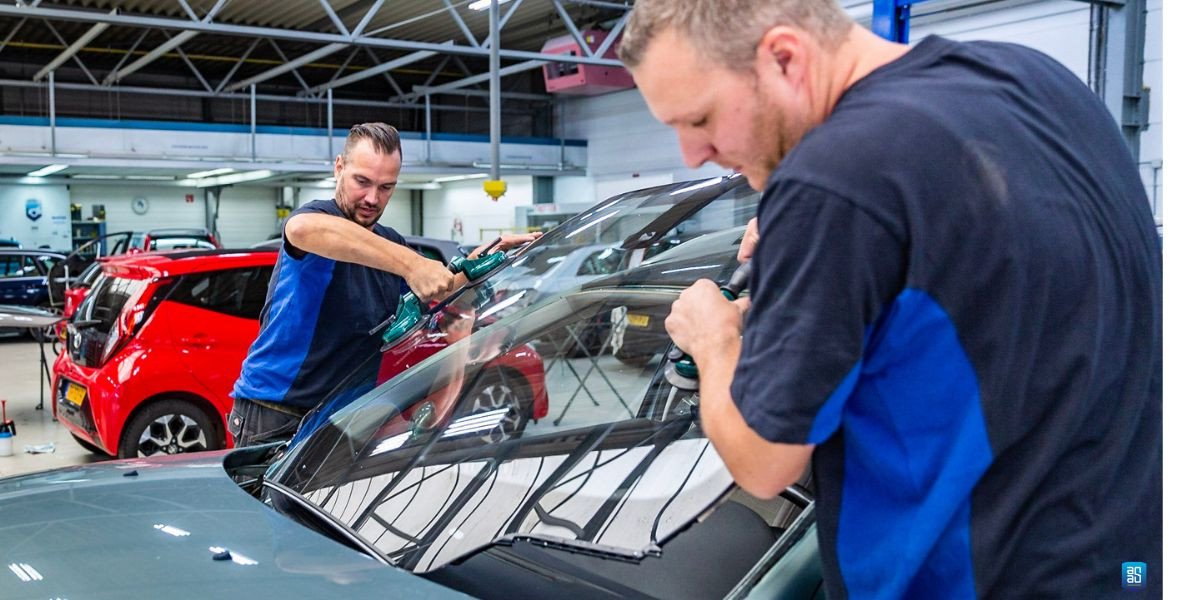 Wij helpen je bij autoruitschade